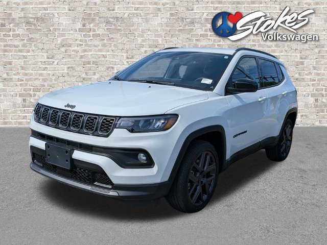 Used 2026 Jeep Compass Latitude AWD/4WD image 8