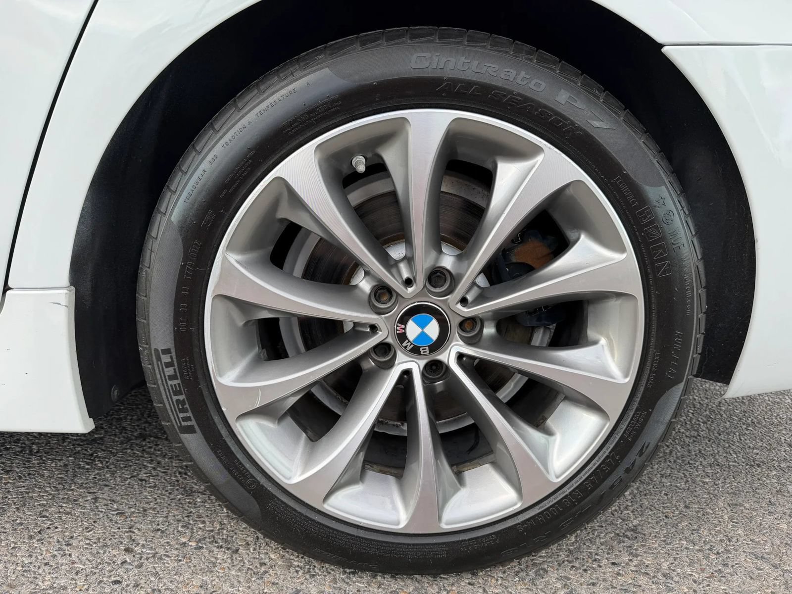 Used 2016 BMW 528i Sedan RWD image 9