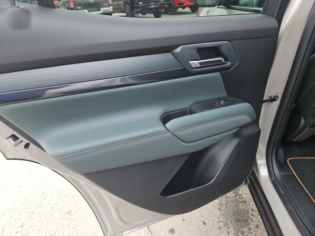 New 2026 GMC Terrain AT4 w/ Convenience Package III image 13