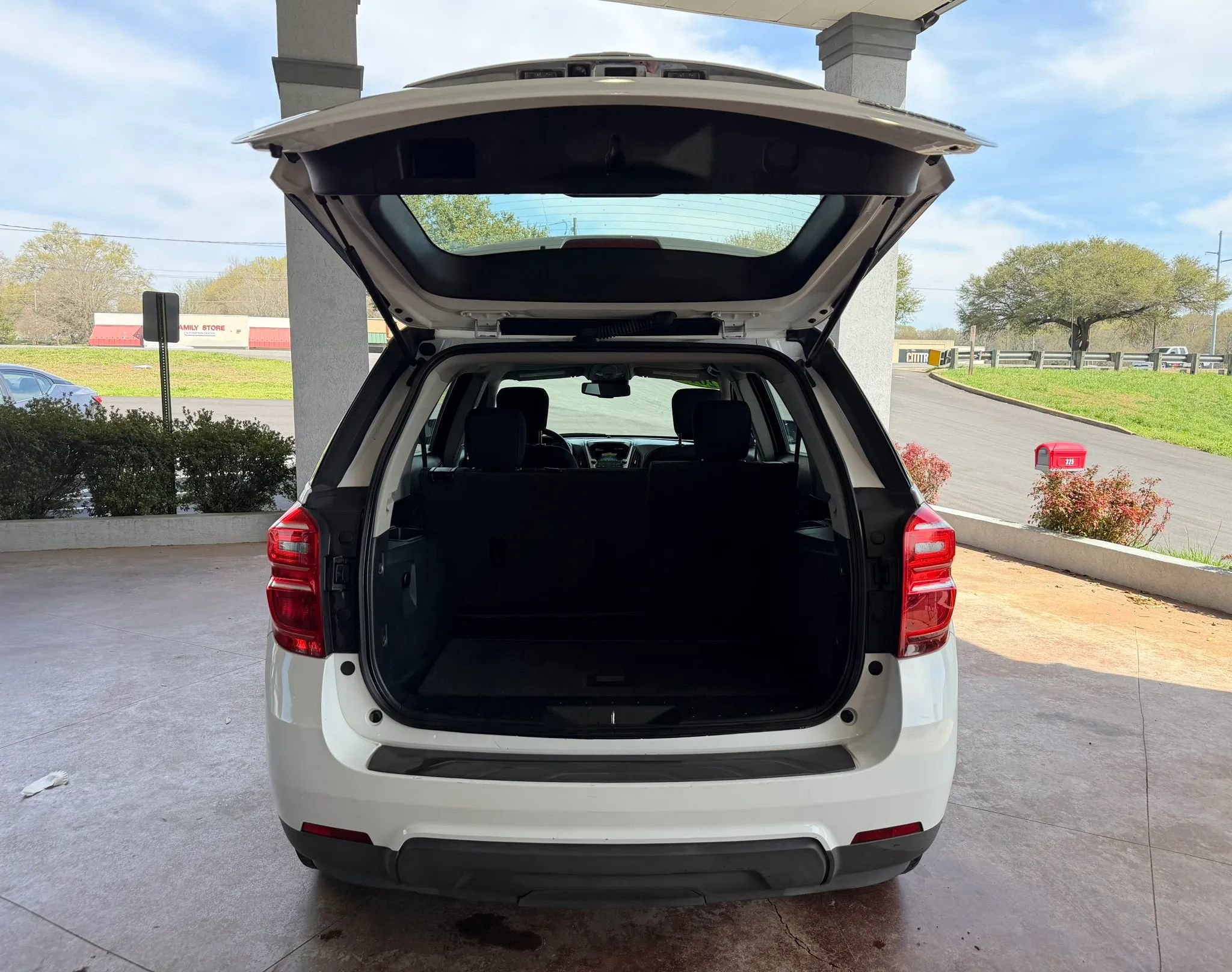 Used 2016 Chevrolet Equinox LS image 23