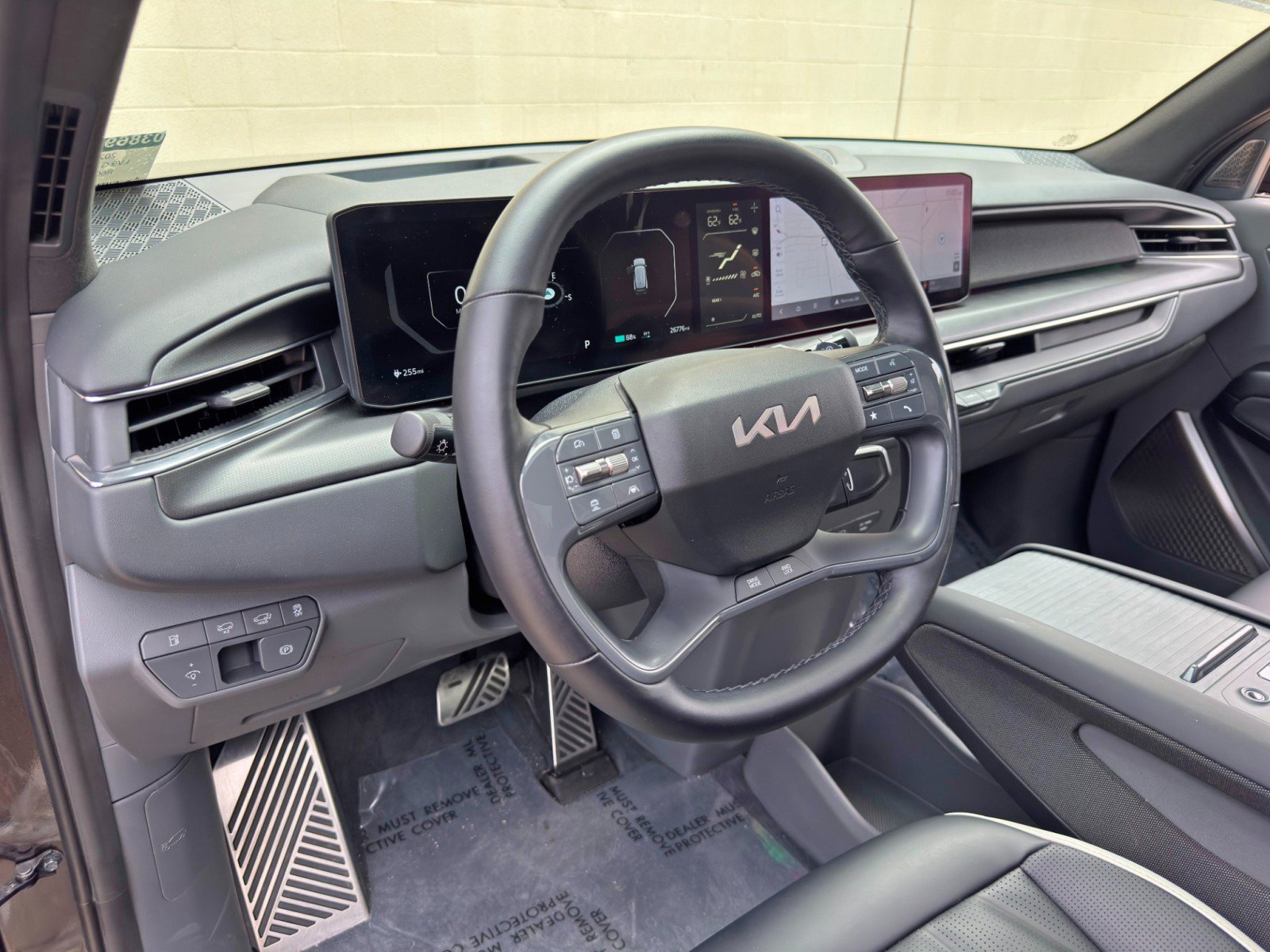 Used 2024 Kia EV9 GT-Line AWD/4WD image 14