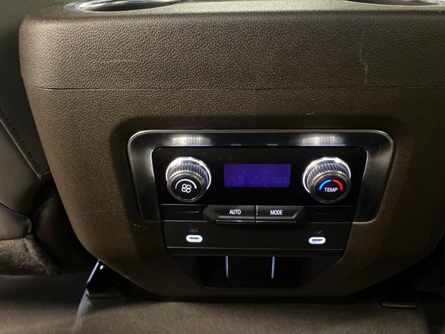 Certified 2024 GMC Yukon XL SLT image 34