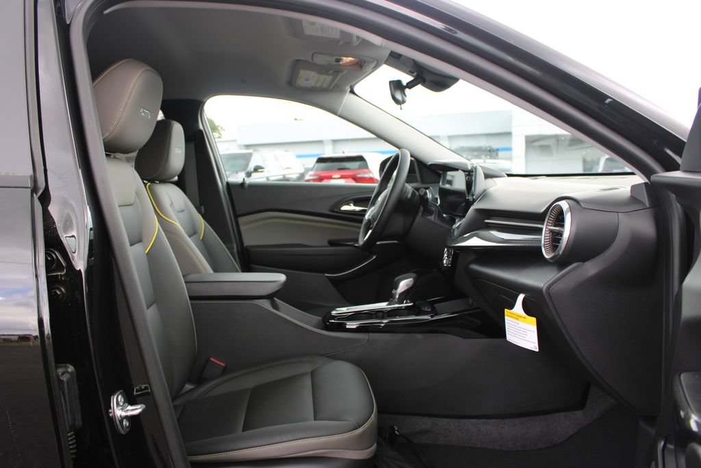 New 2026 Chevrolet Trax ACTIV w/ Driver Confidence Package FWD image 29