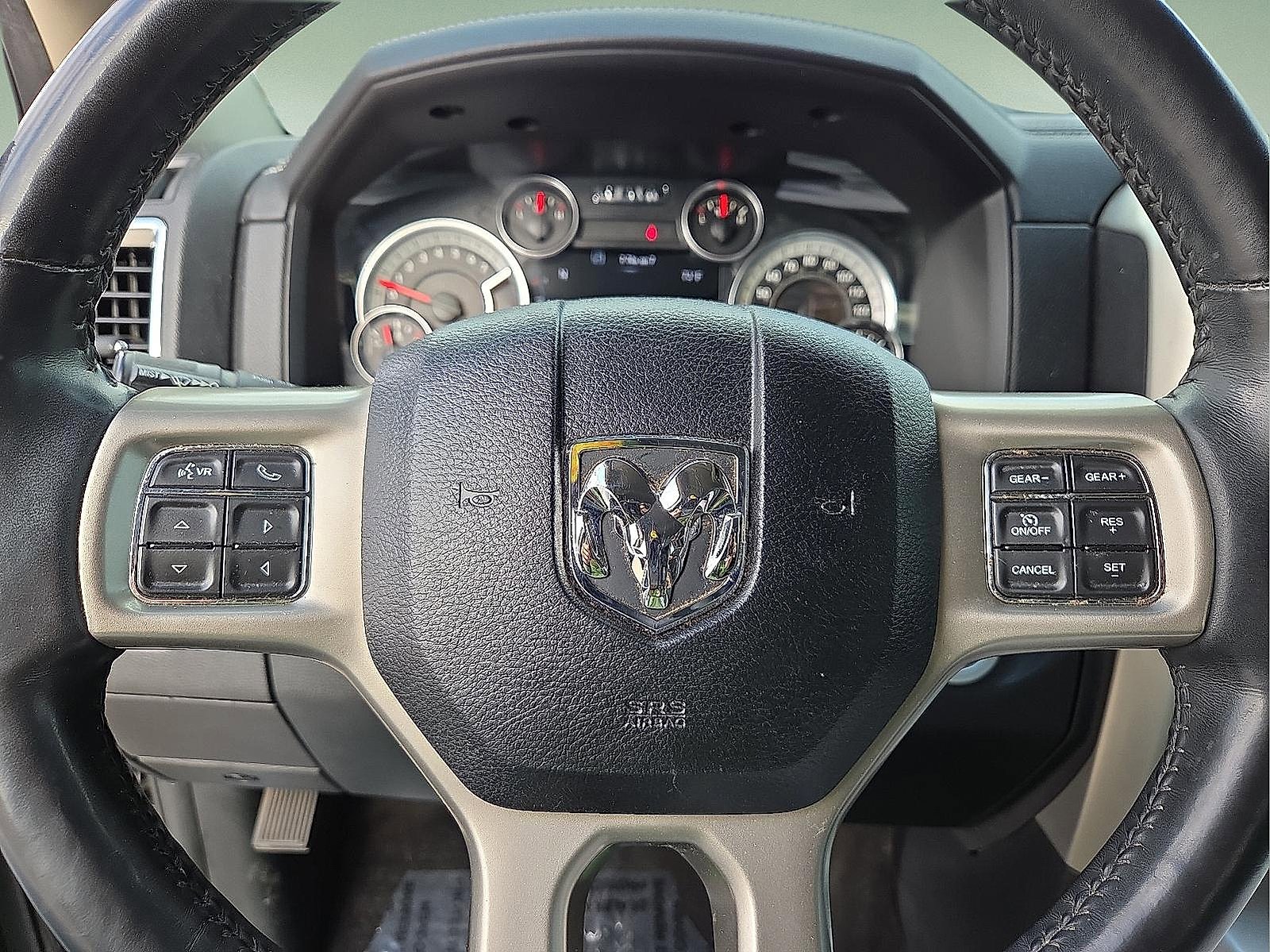 Used 2017 RAM 1500 Laramie w/ Convenience Group image 24