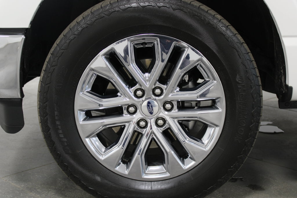Used 2025 Ford F150 Lariat w/ Equipment Group 502A High AWD/4WD image 52