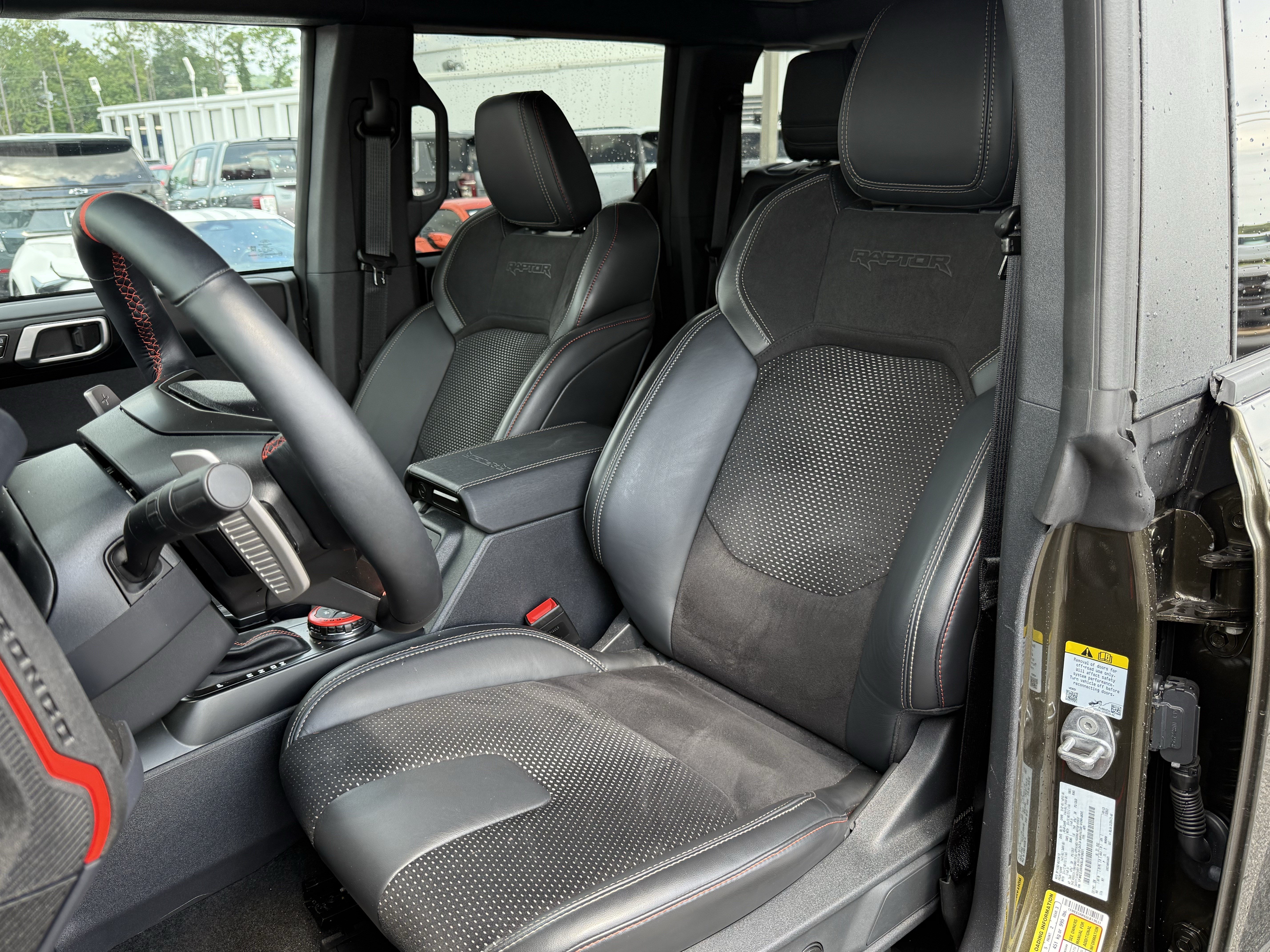 Used 2025 Ford Bronco Raptor AWD/4WD image 7