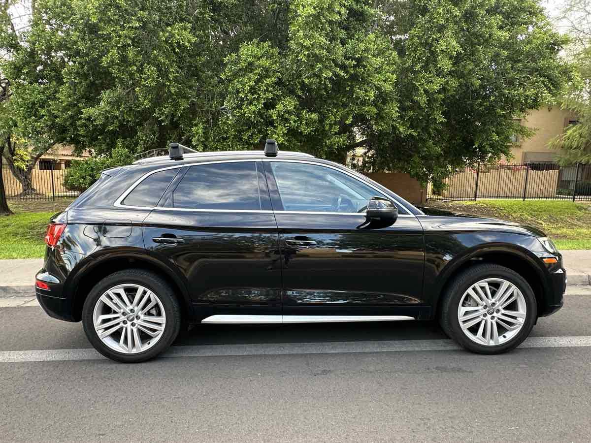 Used 2018 Audi Q5 Prestige w/ Prestige Package AWD/4WD image 9