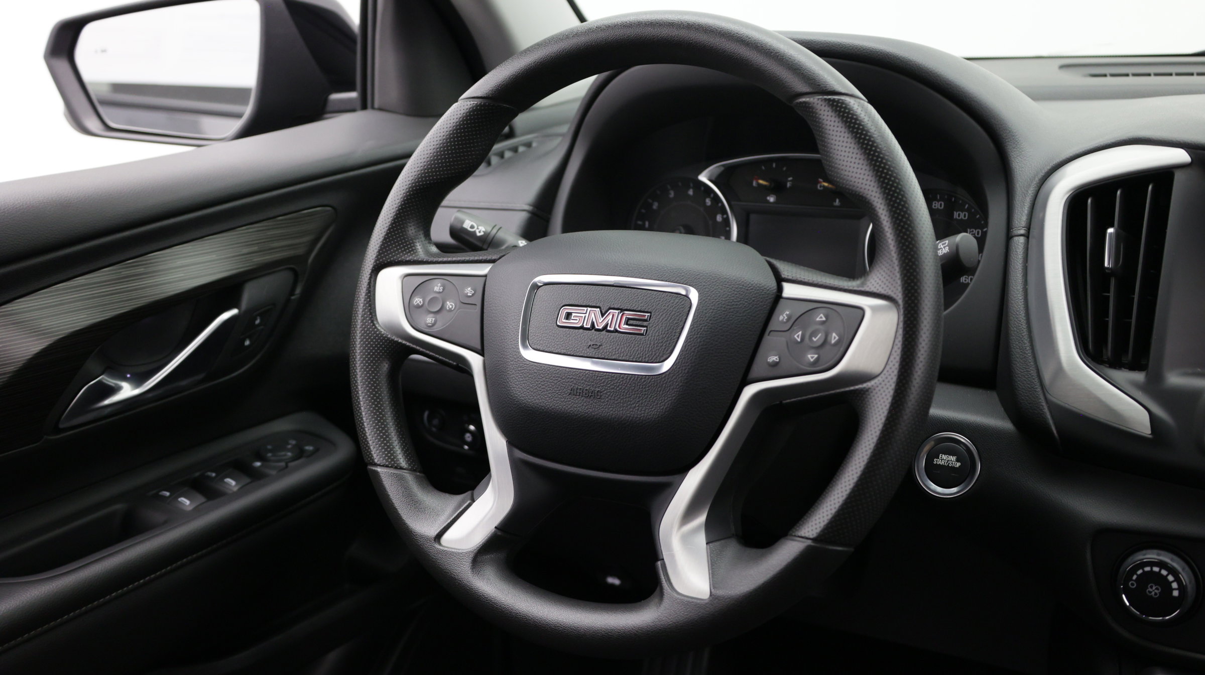 Used 2024 GMC Terrain SLE w/ Elevation Edition FWD image 34