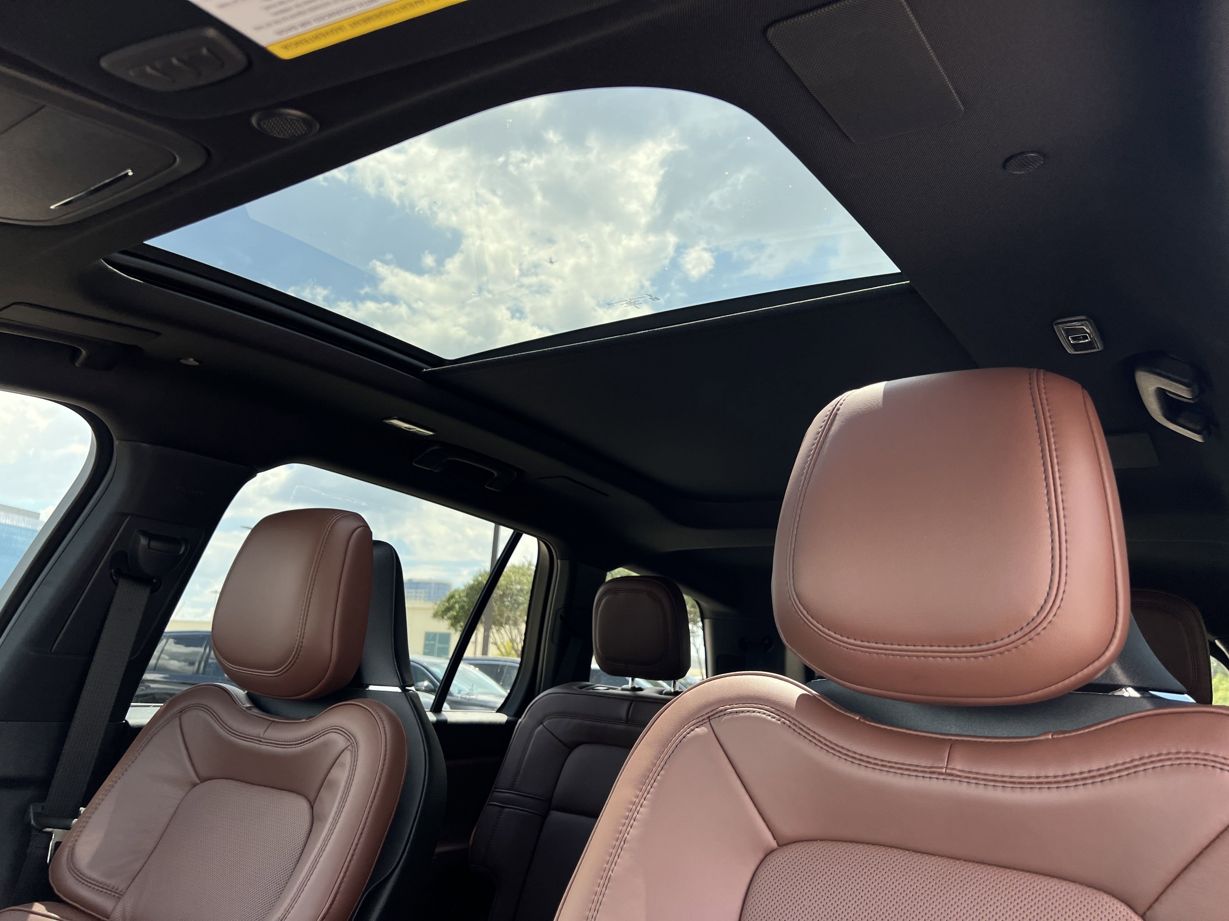 New 2025 Lincoln Aviator Reserve w/ Equipment Group 201A image 26