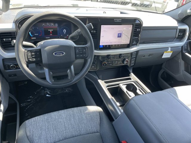 New 2026 Ford F350 XLT w/ XLT Premium Package AWD/4WD image 6