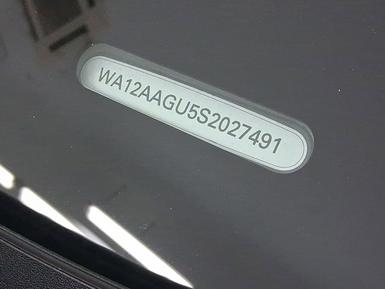 Used 2025 Audi Q5 Premium Plus w/ Premium Plus image 18