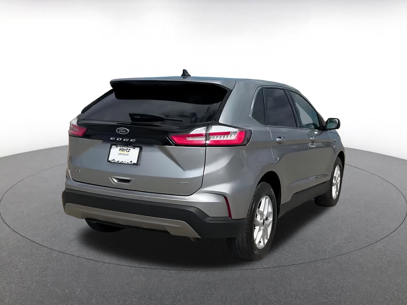 Used 2024 Ford Edge SEL image 14