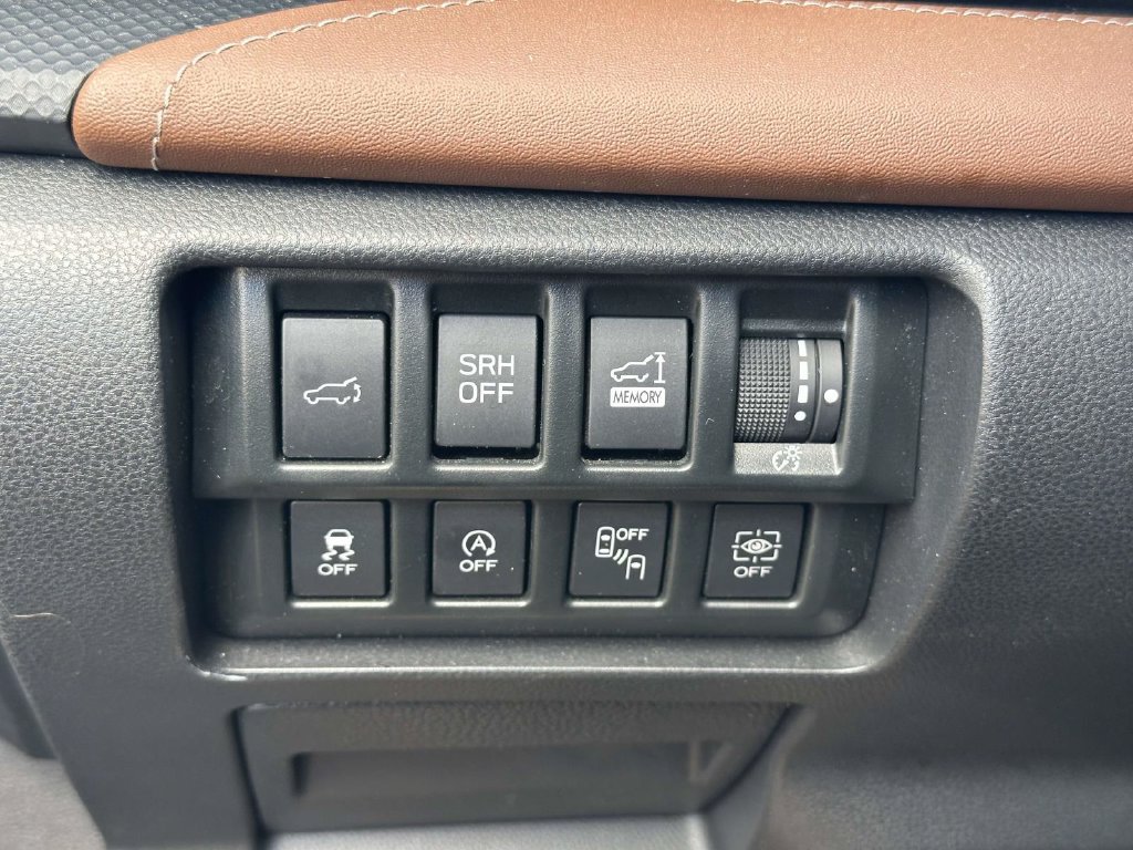 Used 2020 Subaru Forester Touring AWD/4WD image 31
