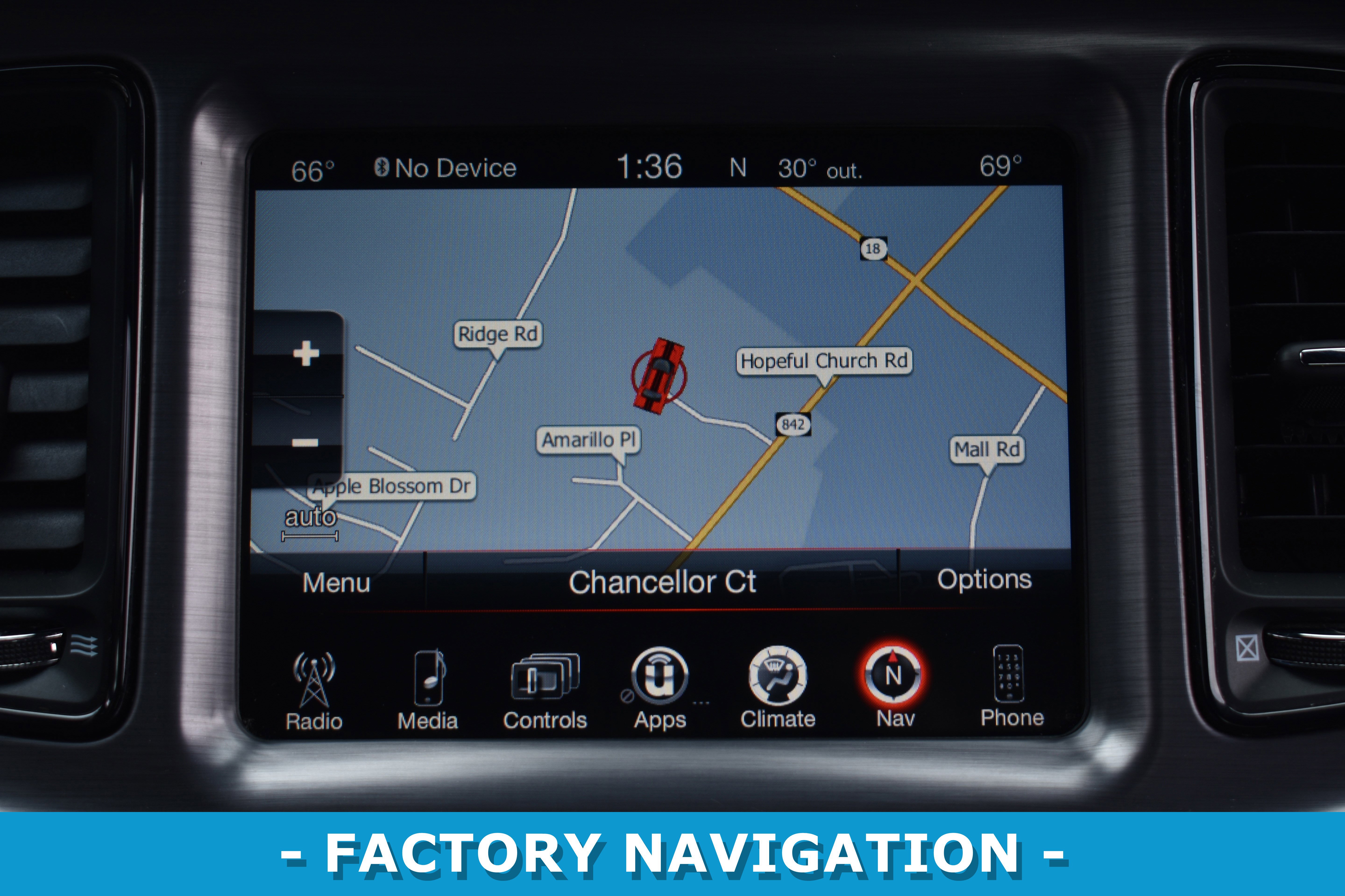 Used 2015 Dodge Challenger SXT image 14