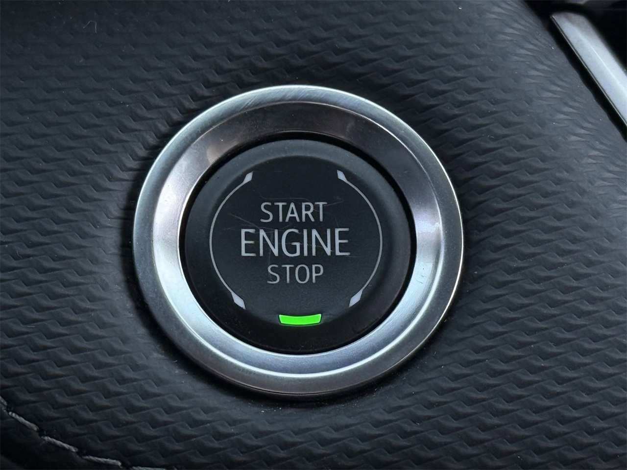 Used 2025 Chevrolet Equinox LT image 20