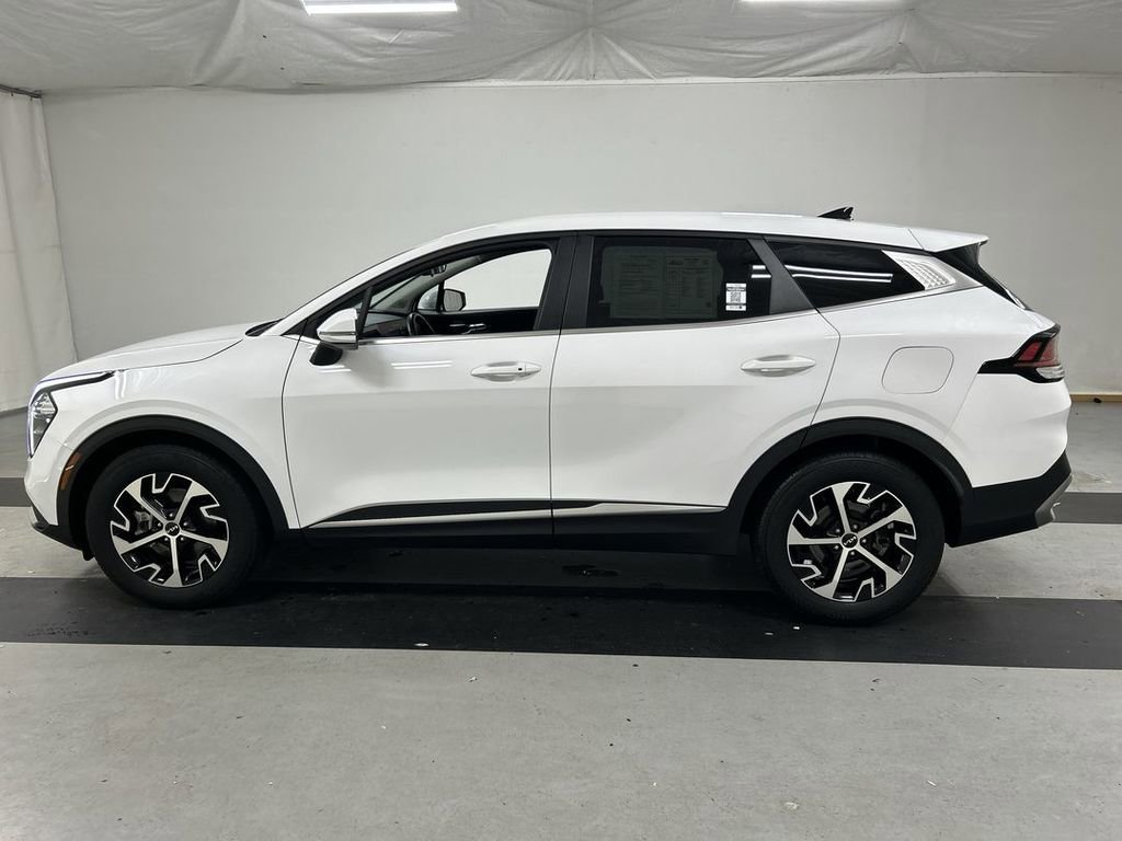 Certified 2023 Kia Sportage EX FWD image 6