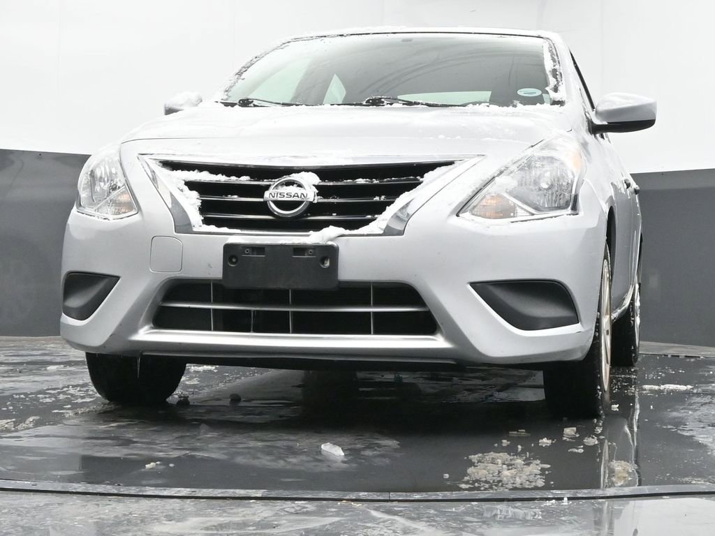 Used 2019 Nissan Versa S Plus image 38