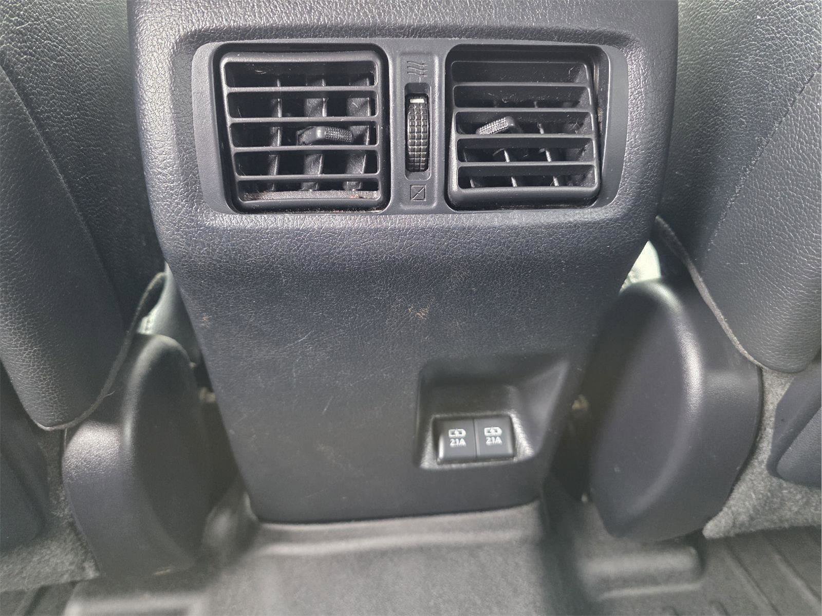 Used 2021 Toyota 4Runner Limited image 19