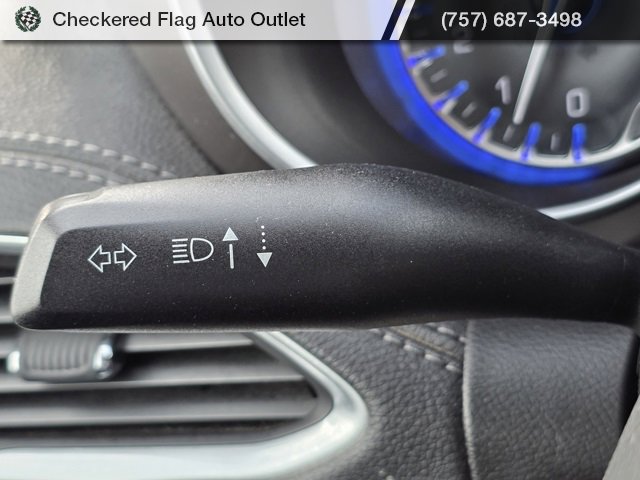 Used 2018 Chrysler Pacifica Limited image 31