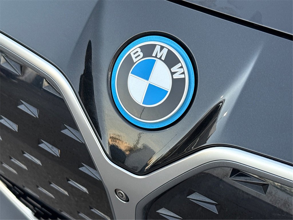 Certified 2023 BMW i4 eDrive35 image 18