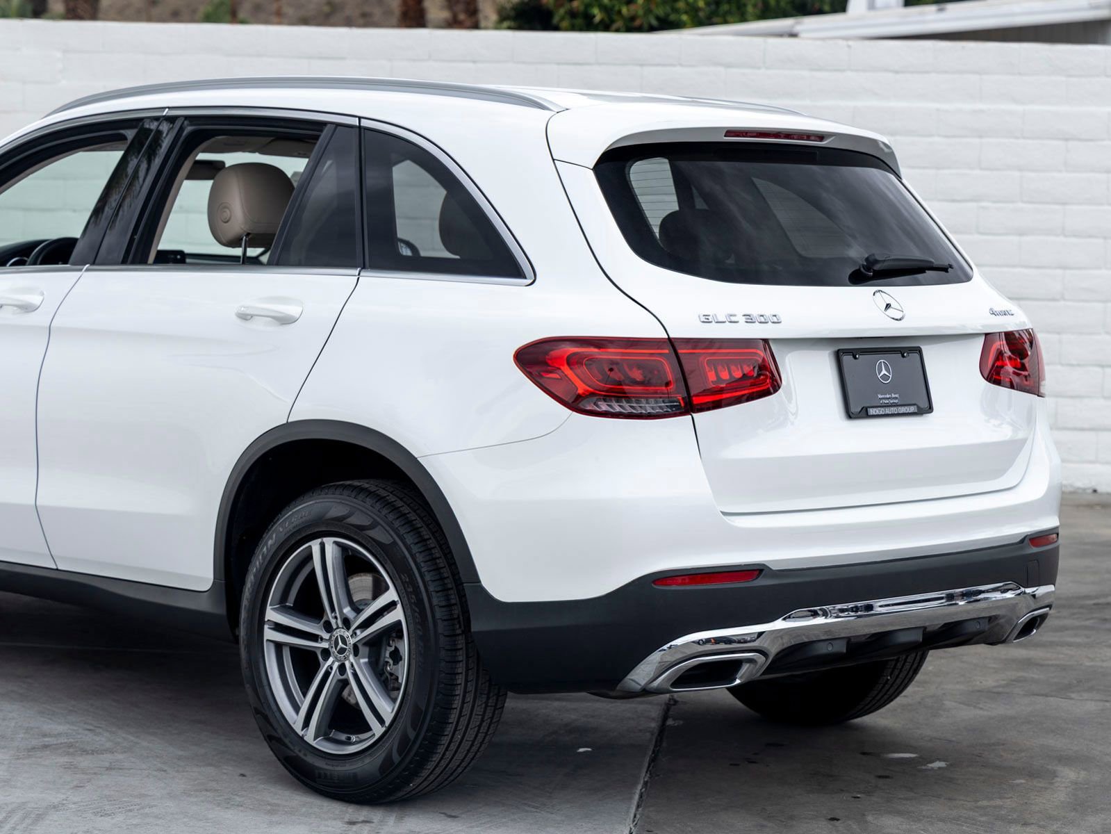 Used 2020 Mercedes-Benz GLC 300 4MATIC image 8