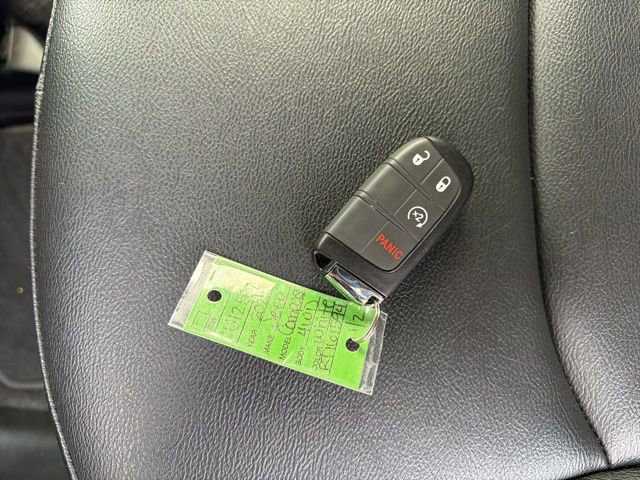 Used 2024 Jeep Compass Limited image 14