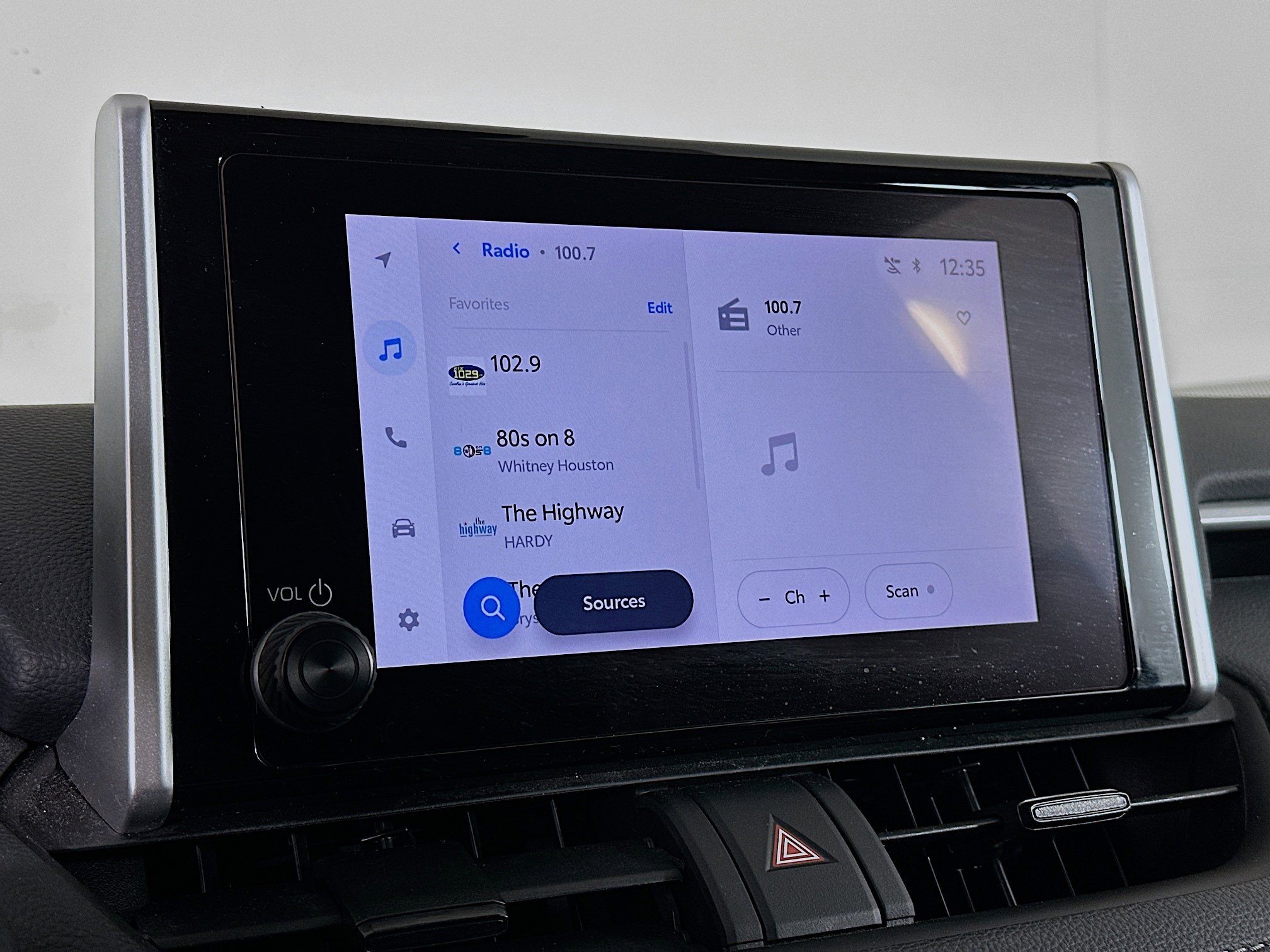 Used 2024 Toyota RAV4 LE image 21