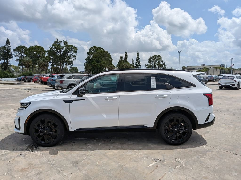 Certified 2023 Kia Sorento SX FWD image 5