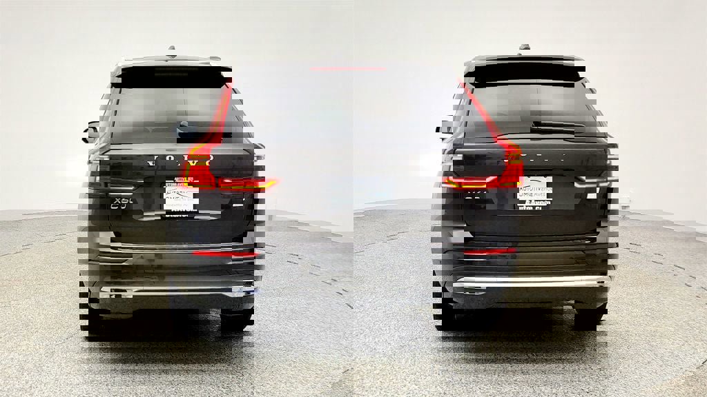Used 2022 Volvo XC60 T8 Inscription w/ Advanced Package image 6