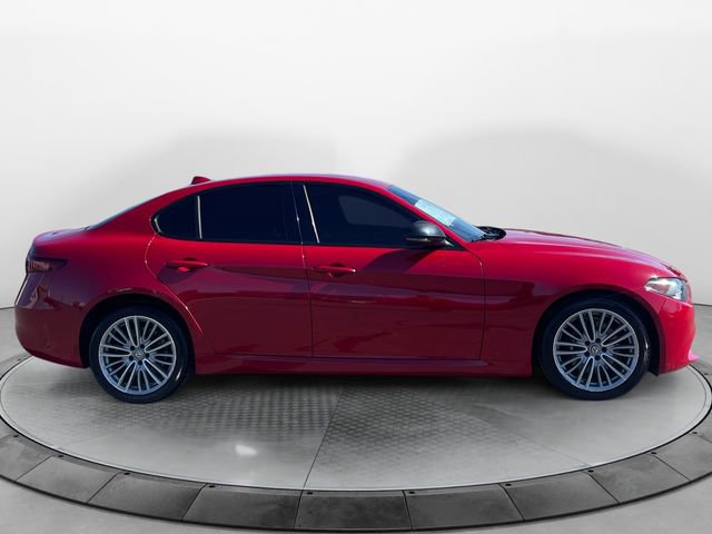 Used 2018 Alfa Romeo Giulia Ti w/ Quick Order Package 22X Lusso image 6