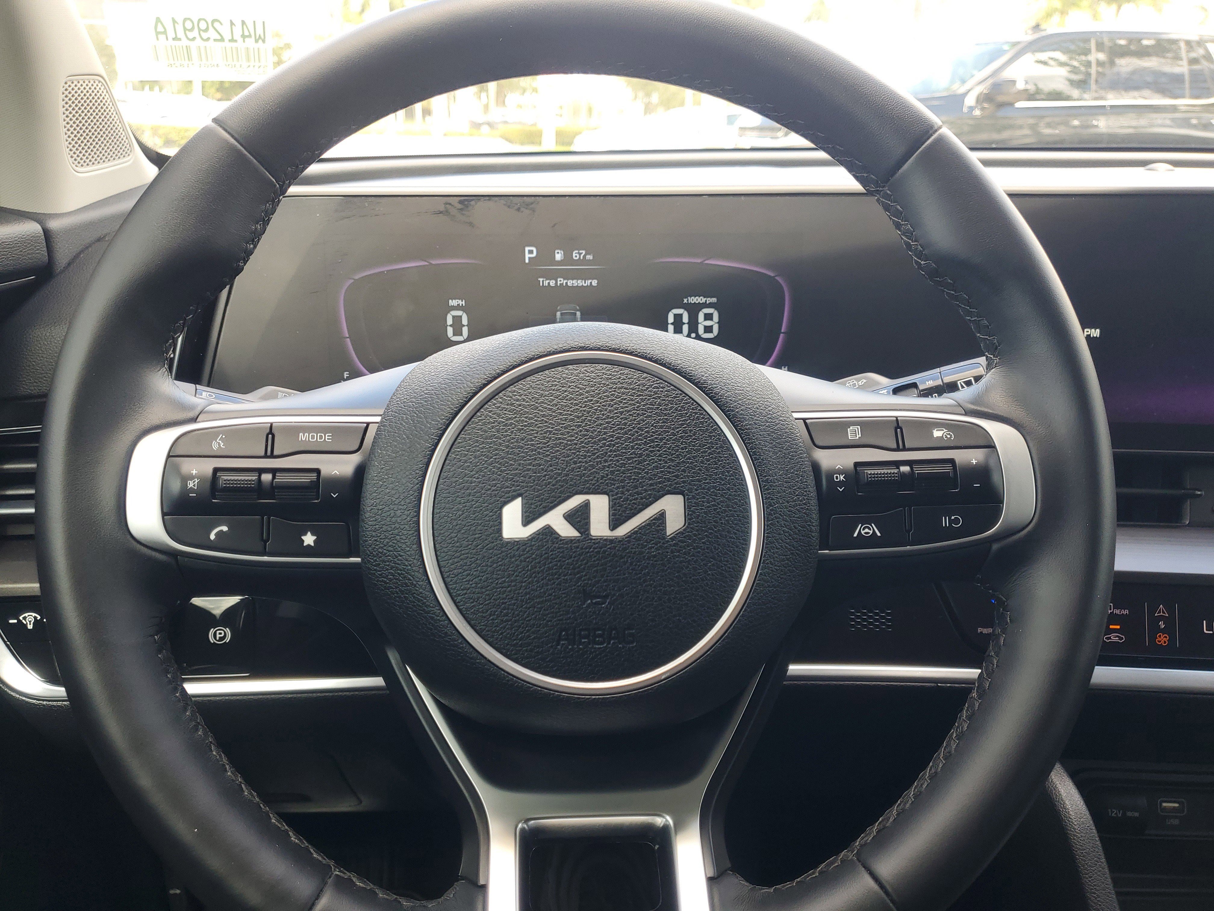 Used 2024 Kia Sportage EX image 20