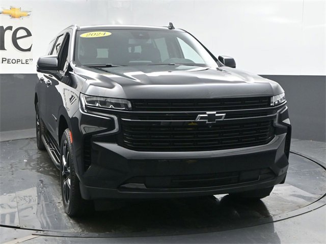 Used 2024 Chevrolet Suburban RST w/ Luxury Package image 54
