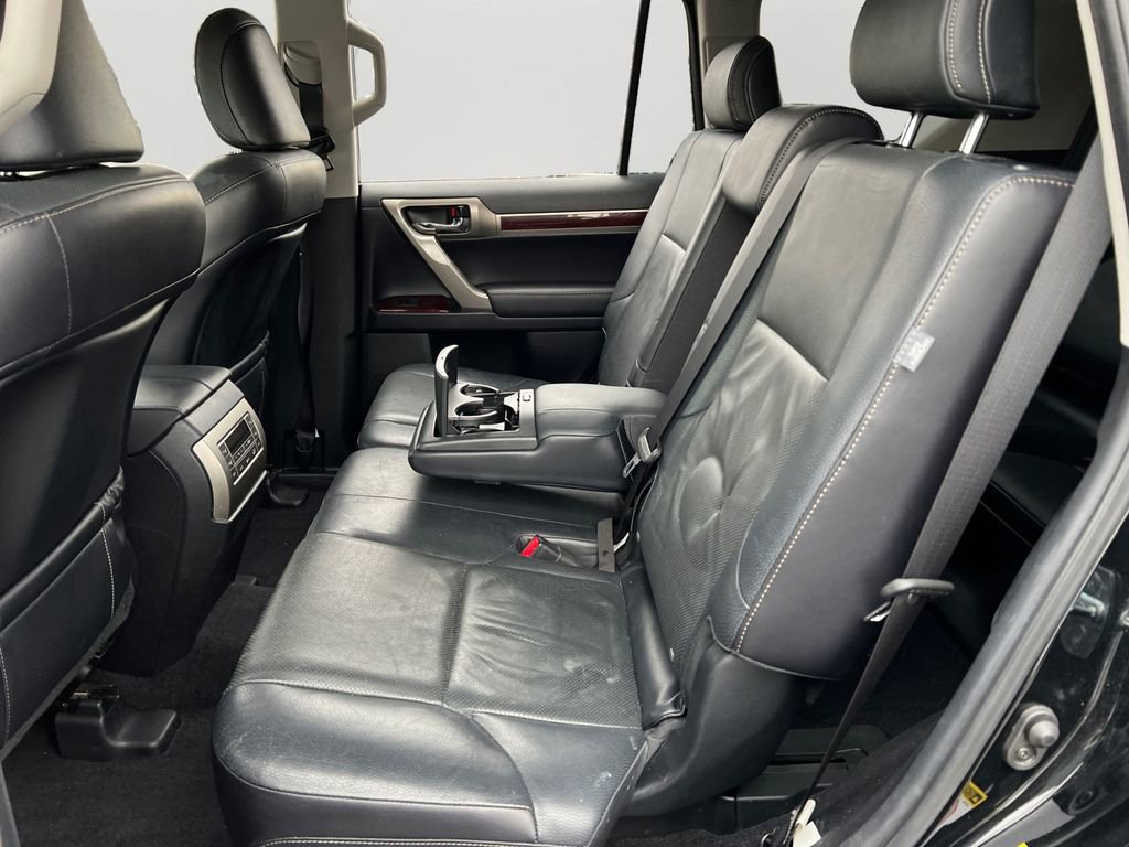 Used 2017 Lexus GX 460 image 11