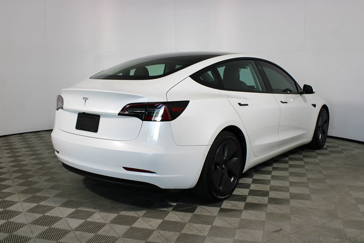 Used 2021 Tesla Model 3 Standard Range Plus RWD image 26