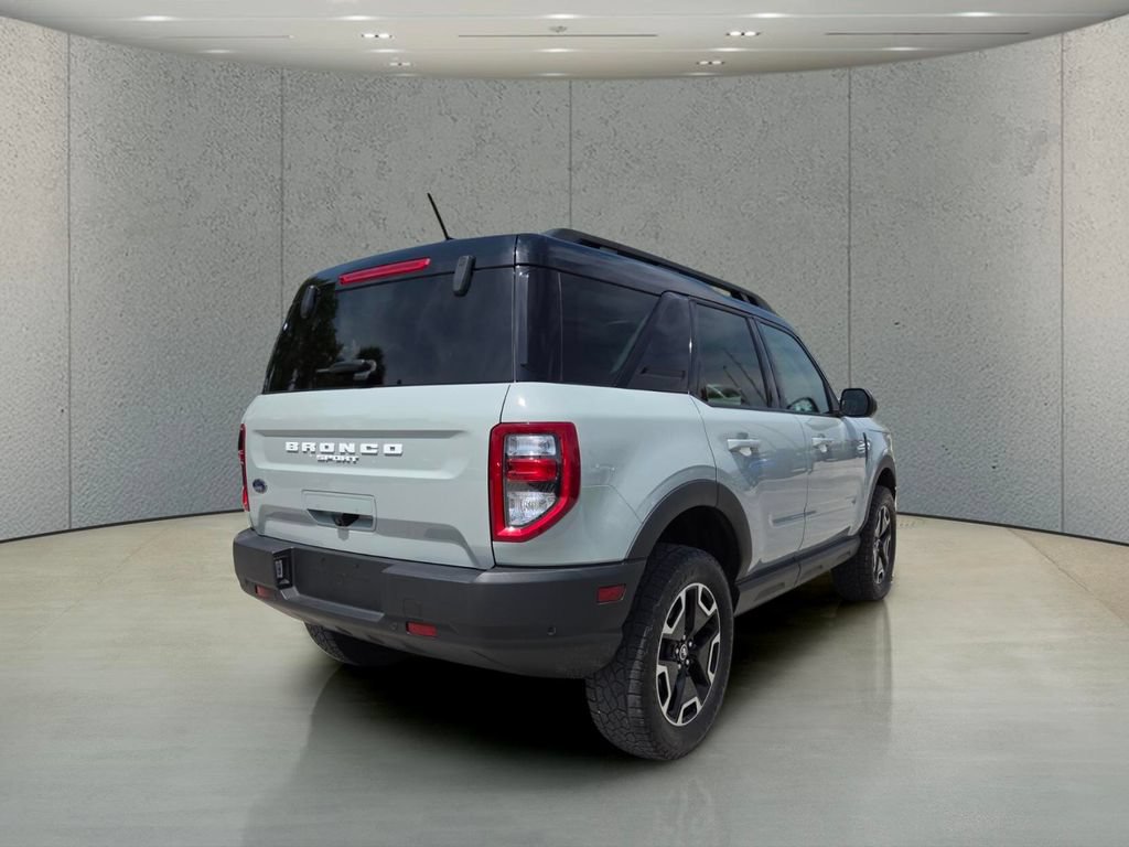 Used 2022 Ford Bronco Sport Outer Banks AWD/4WD image 4