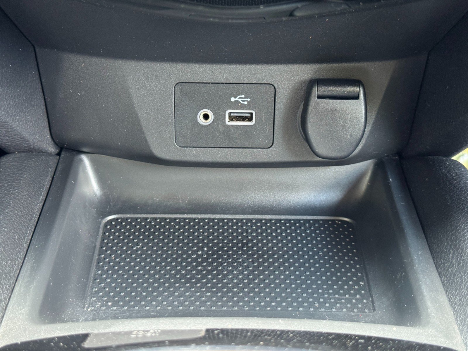 Used 2019 Nissan Rogue Sport S w/ Appearance Package FWD image 26