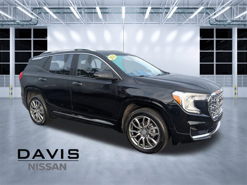 Used 2023 GMC Terrain Denali