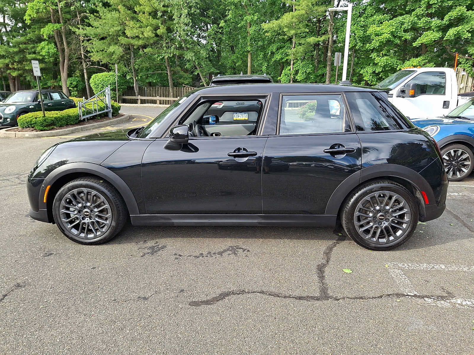 Used 2026 MINI Cooper S FWD image 6