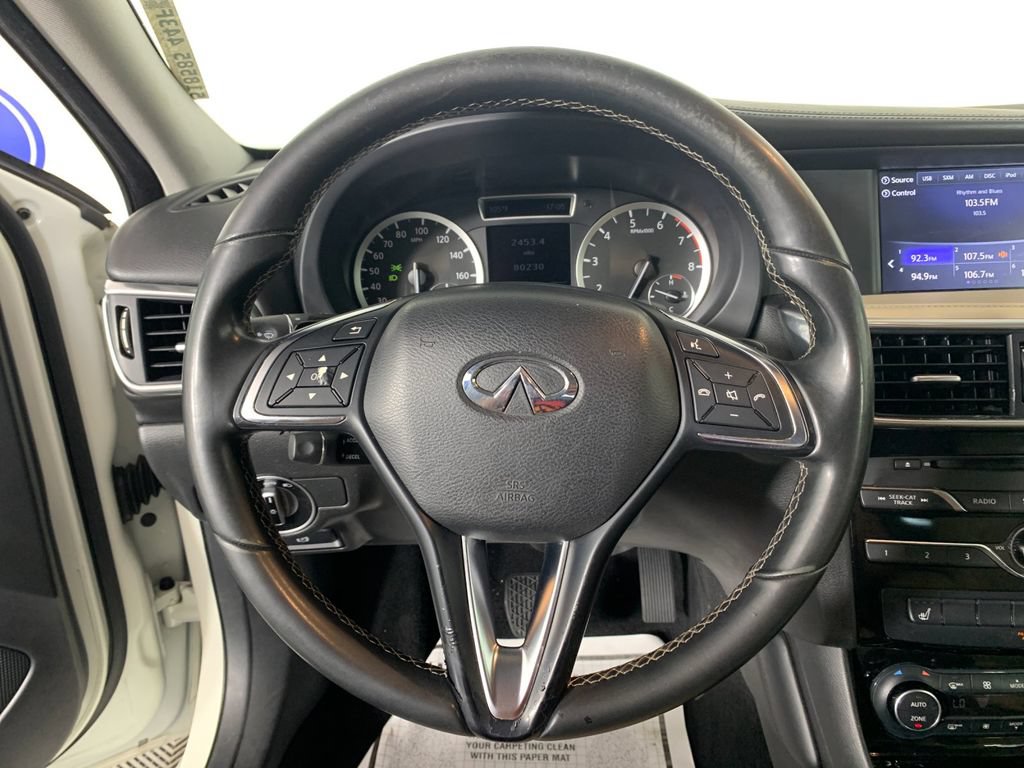 Used 2017 INFINITI QX30 w/ Cargo Package FWD image 21