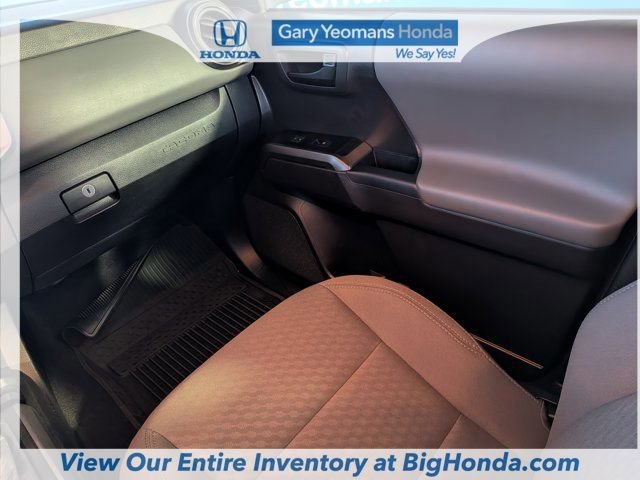 Used 2022 Toyota Tacoma SR5 w/ Technology Package RWD image 17