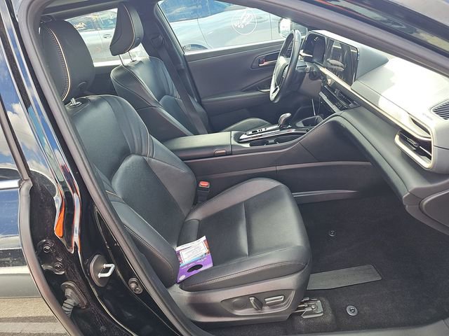 Certified 2024 Toyota Crown Limited image 8