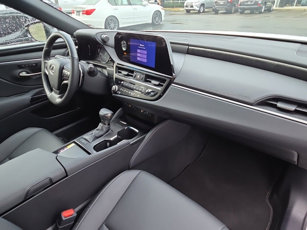 Certified 2024 Lexus ES 350 w/ Premium Package image 20