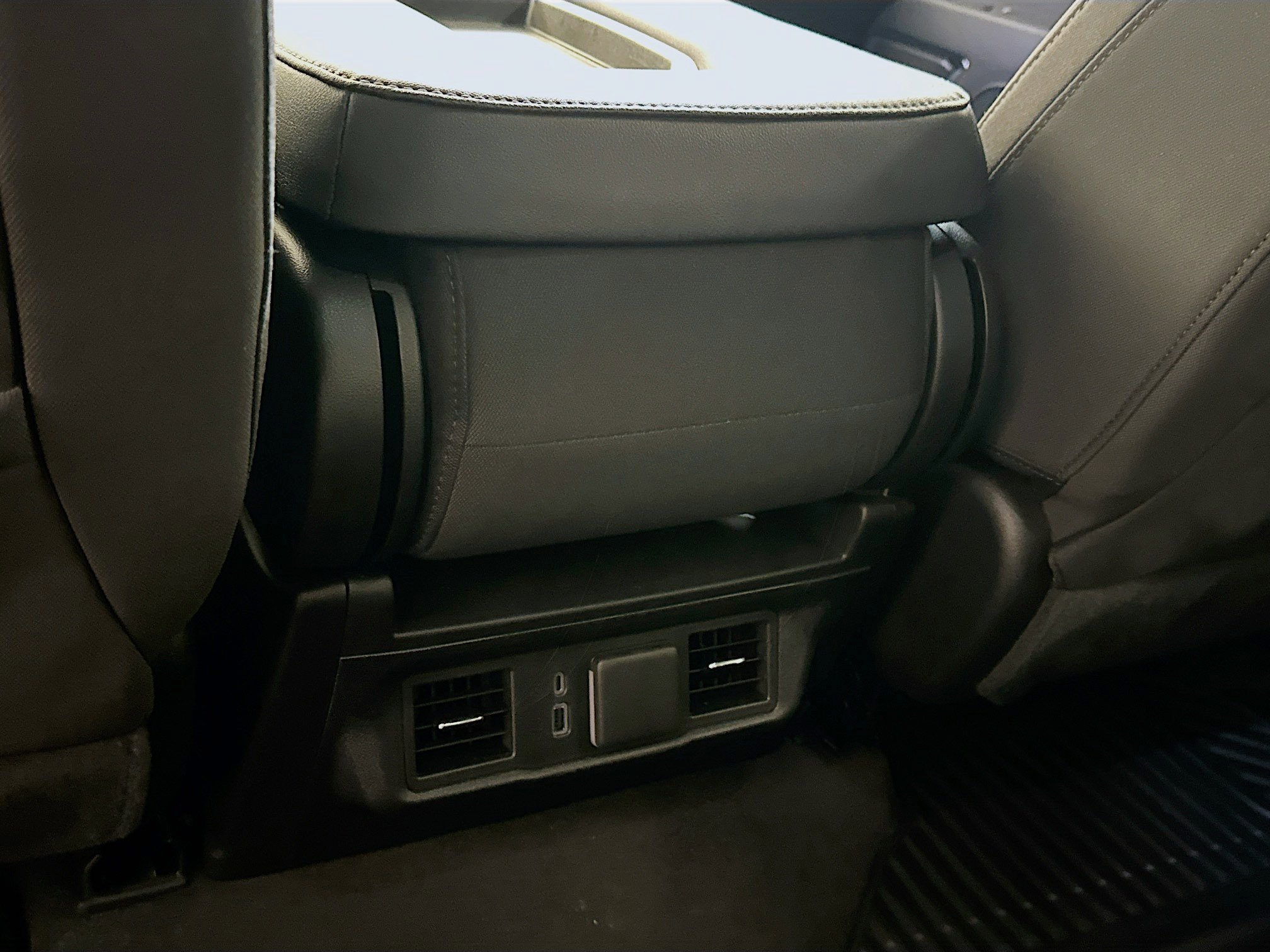 Used 2024 GMC Sierra 1500 Elevation image 28