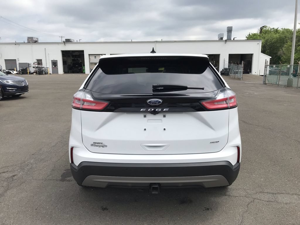 Used 2023 Ford Edge SEL w/ Convenience Package AWD/4WD image 3