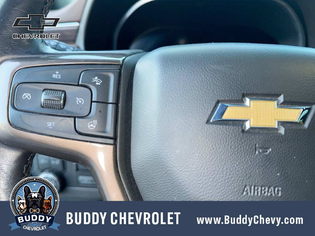 Used 2022 Chevrolet Suburban High Country w/ Premium Package AWD/4WD image 17