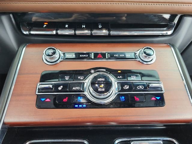 Used 2022 Lincoln Aviator Reserve w/ Equipment Group 201A image 31