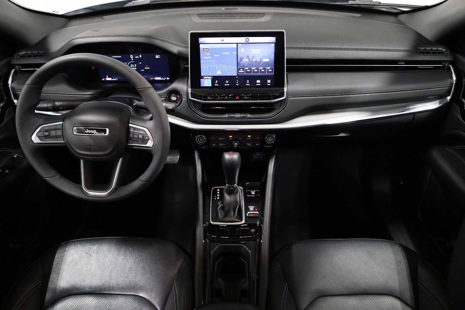 Used 2023 Jeep Compass High Altitude image 24