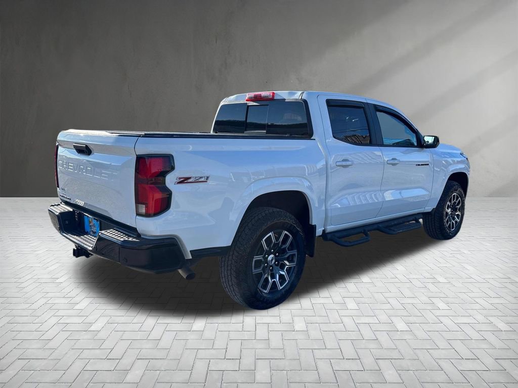 Used 2024 Chevrolet Colorado Z71 w/ Z71 Convenience Package 2 image 5
