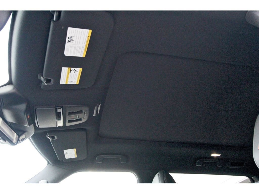 New 2026 Nissan Armada PRO-4X AWD/4WD image 32