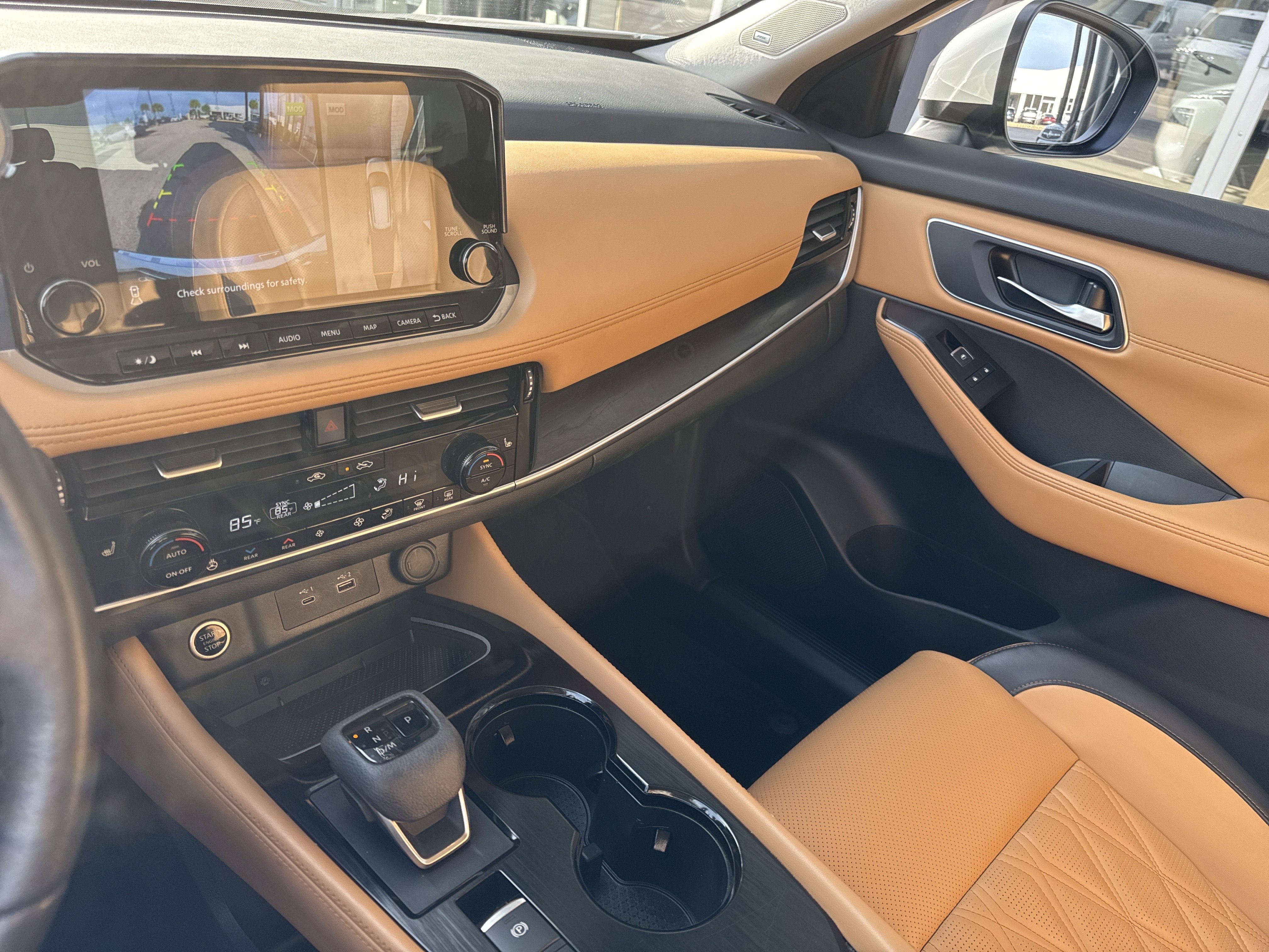 Used 2023 Nissan Rogue Platinum w/ Platinum Premium Package image 9